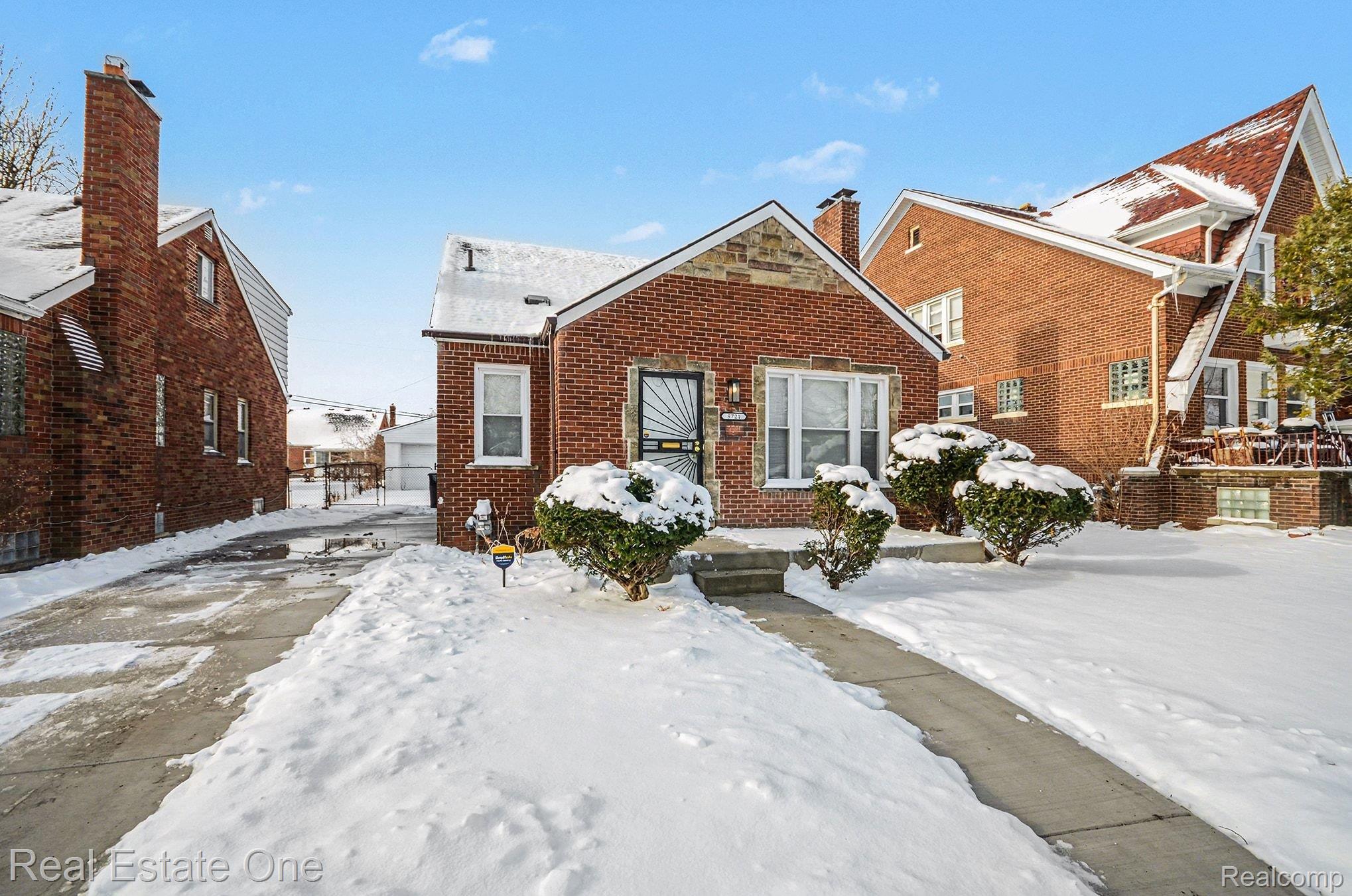 5721 Somerset Avenue