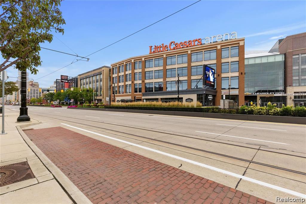 2620 Woodward Avenue