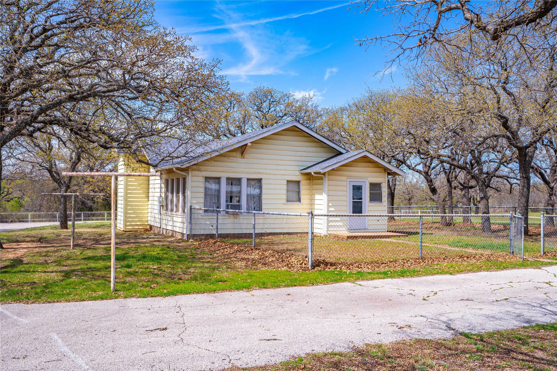 572 Fm 2652