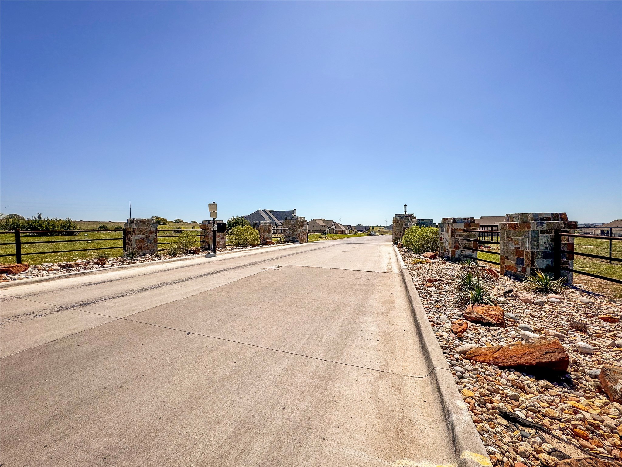 2048 Little Valley Court