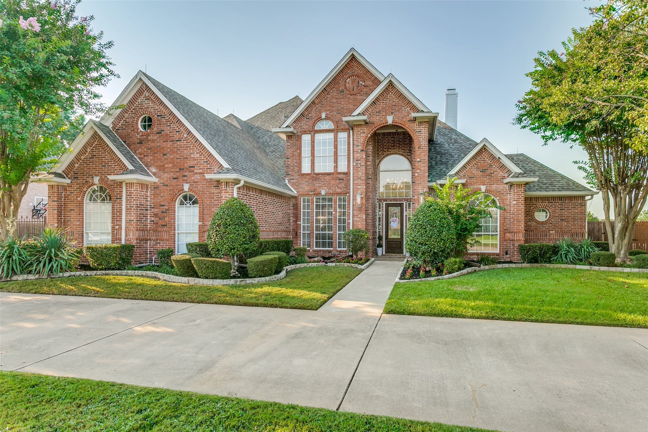 1601 Kingswood Lane