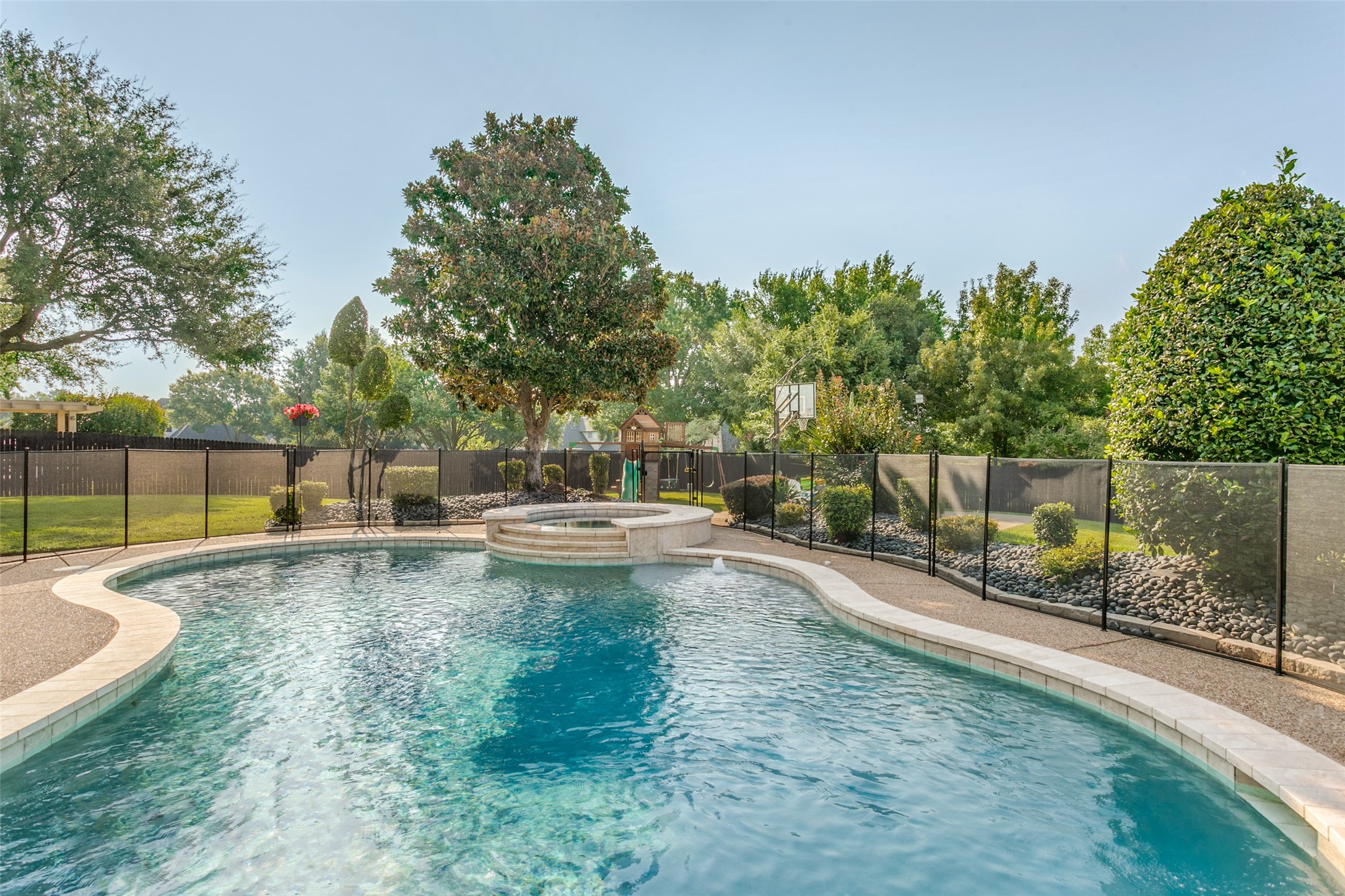 1601 Kingswood Lane