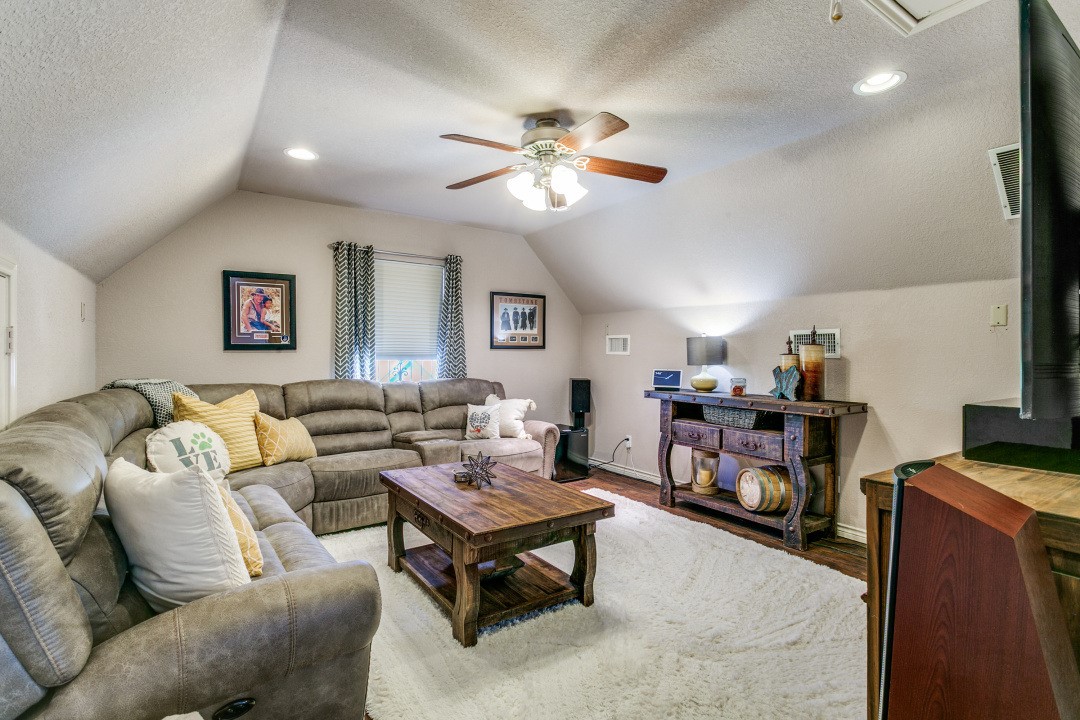 5849 River Meadows Place