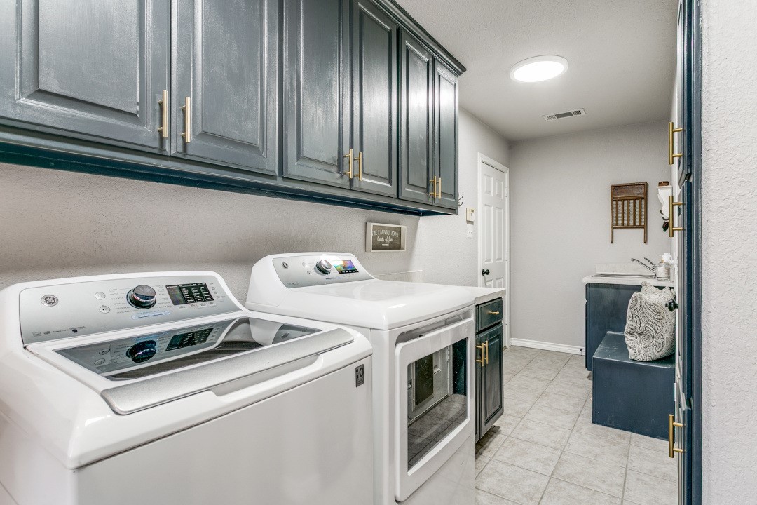 5849 River Meadows Place