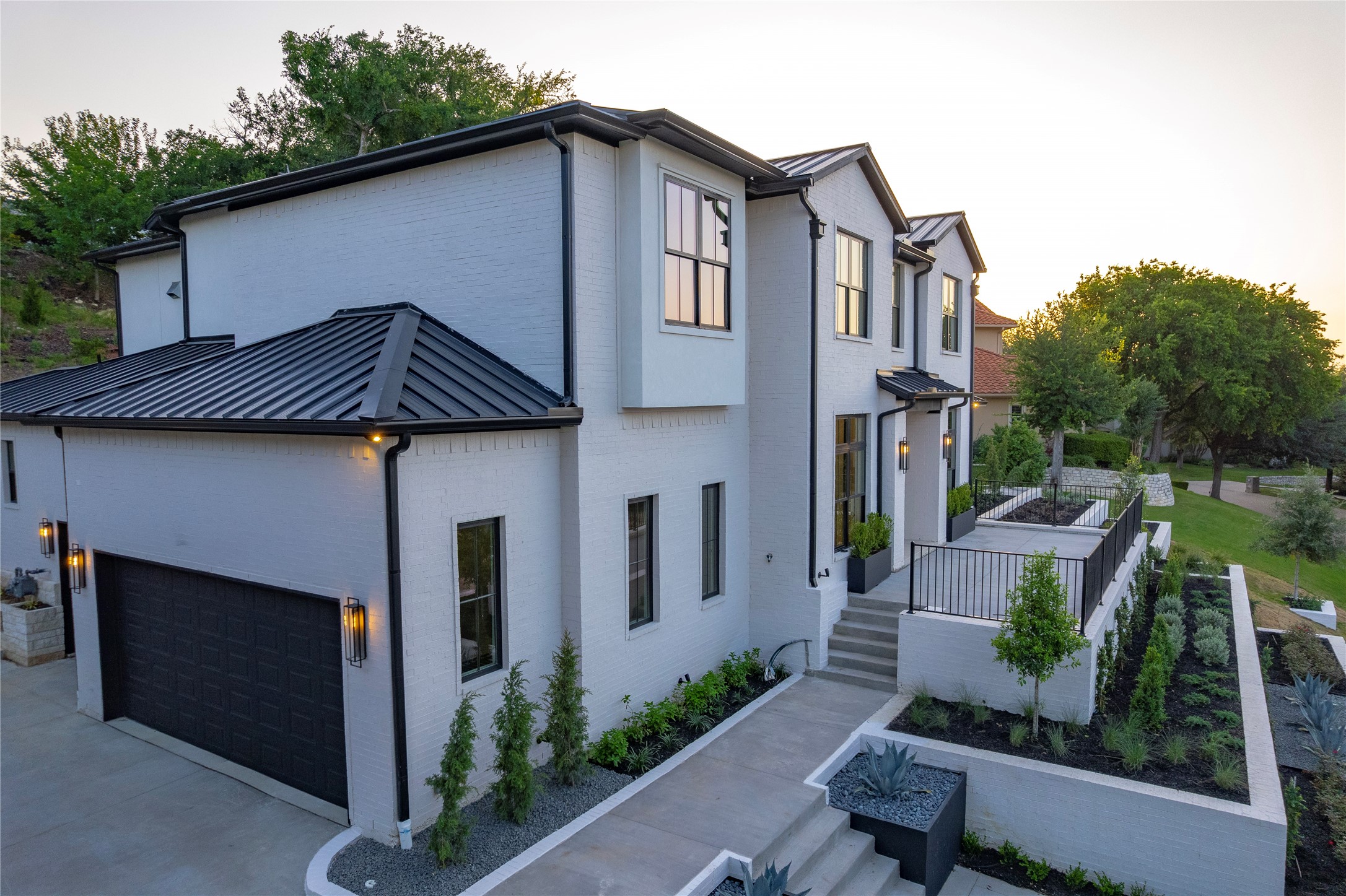 7013 Oakmont Terrace