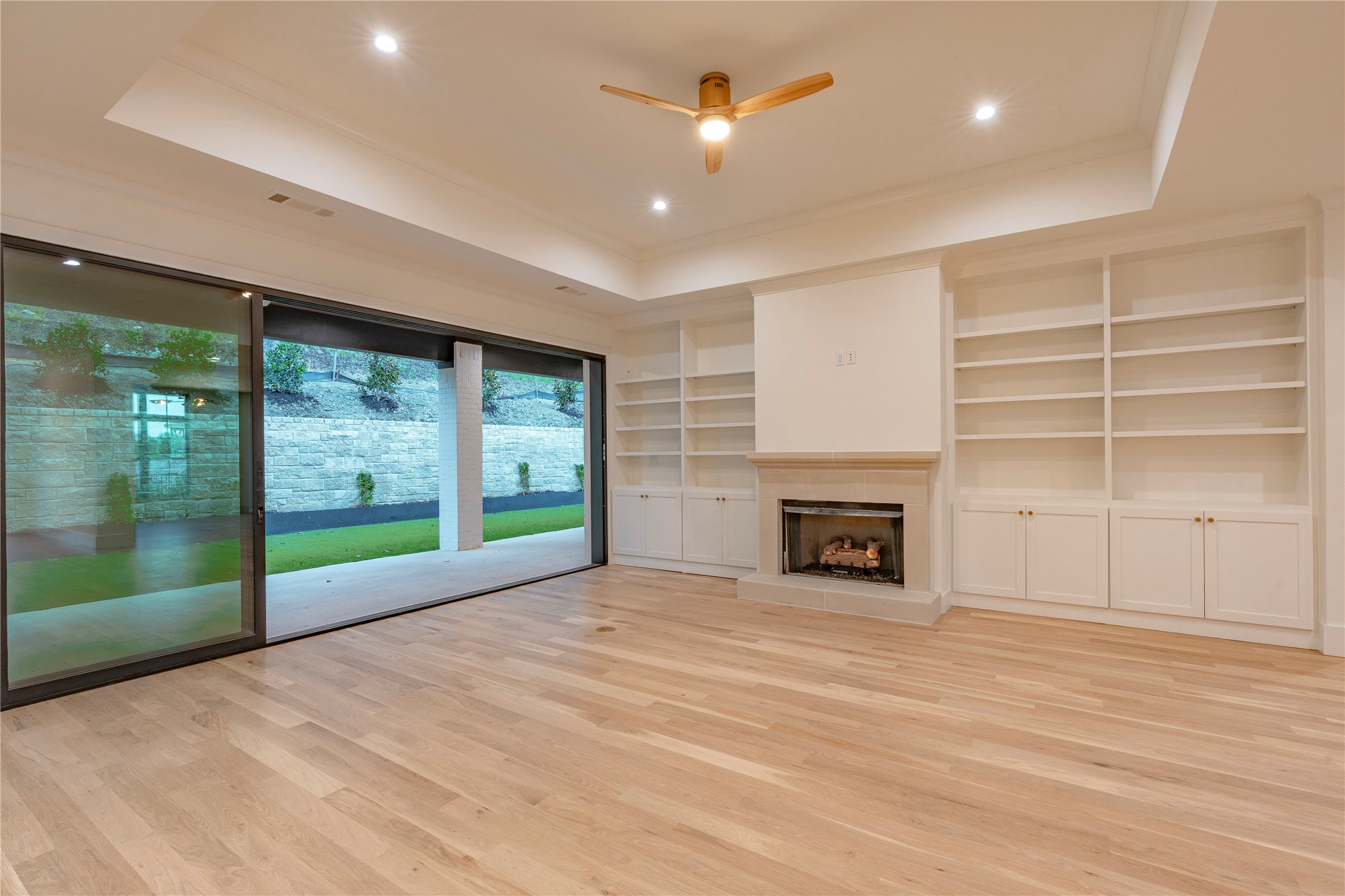 7013 Oakmont Terrace