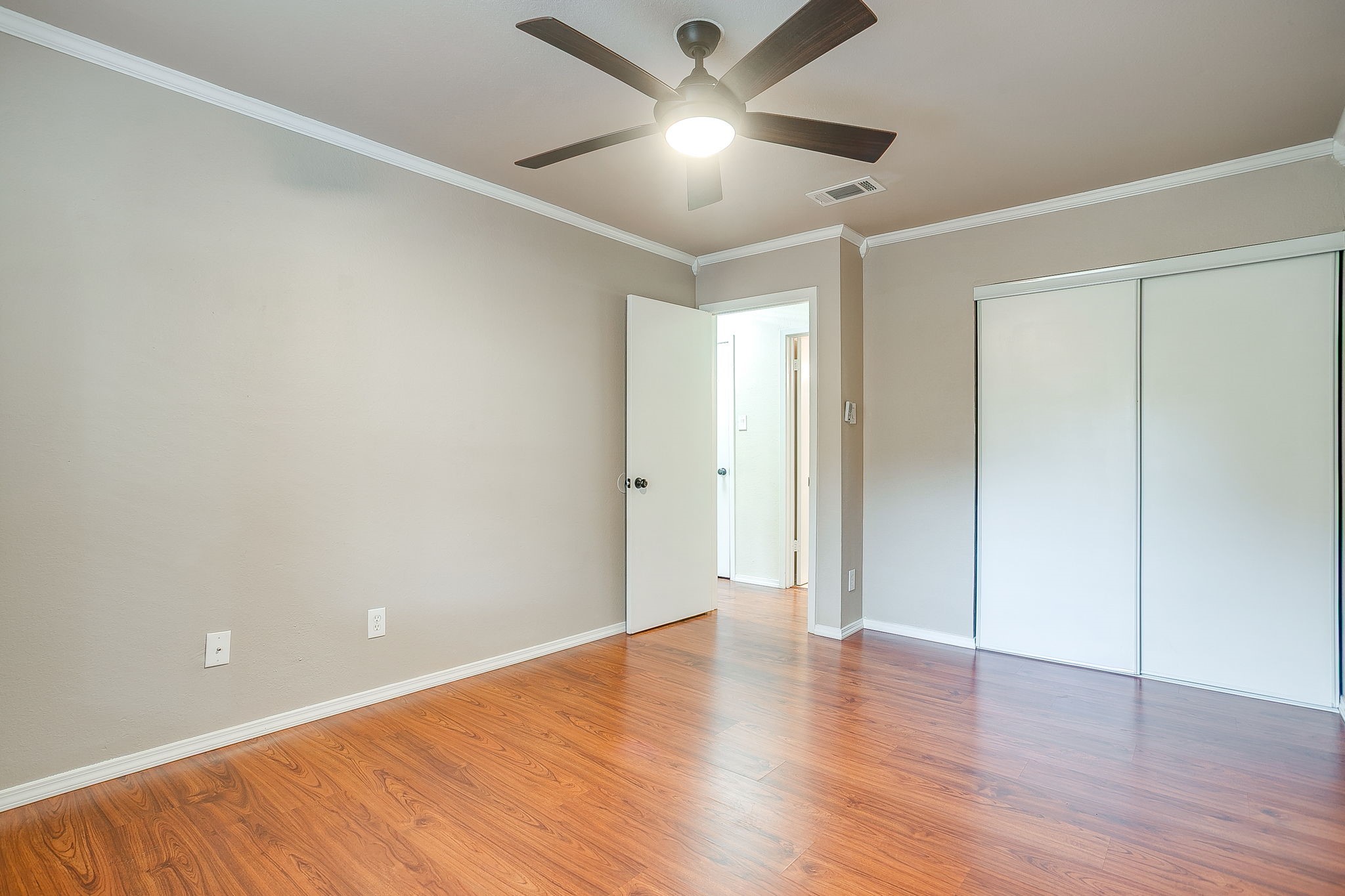 5714 Cedar Creek Drive