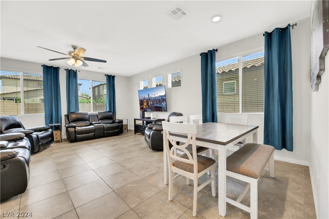 4336 Creekside Cavern Avenue