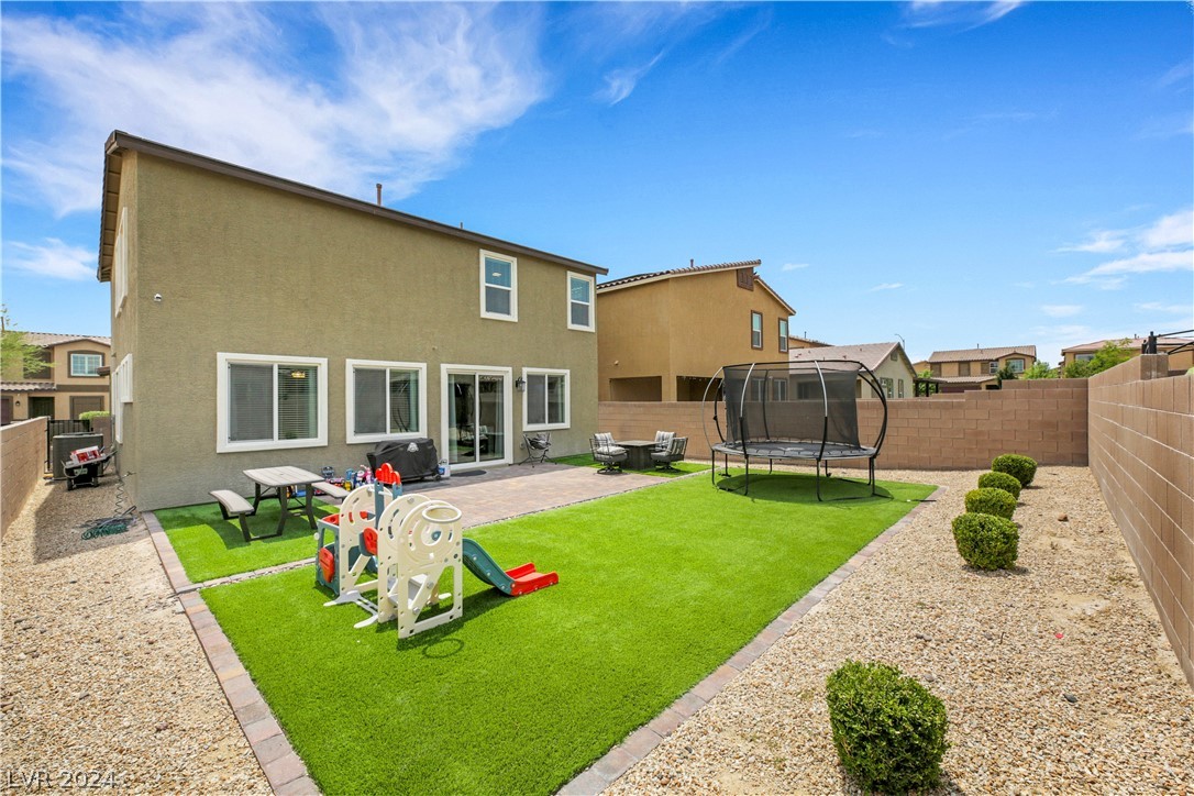 4336 Creekside Cavern Avenue