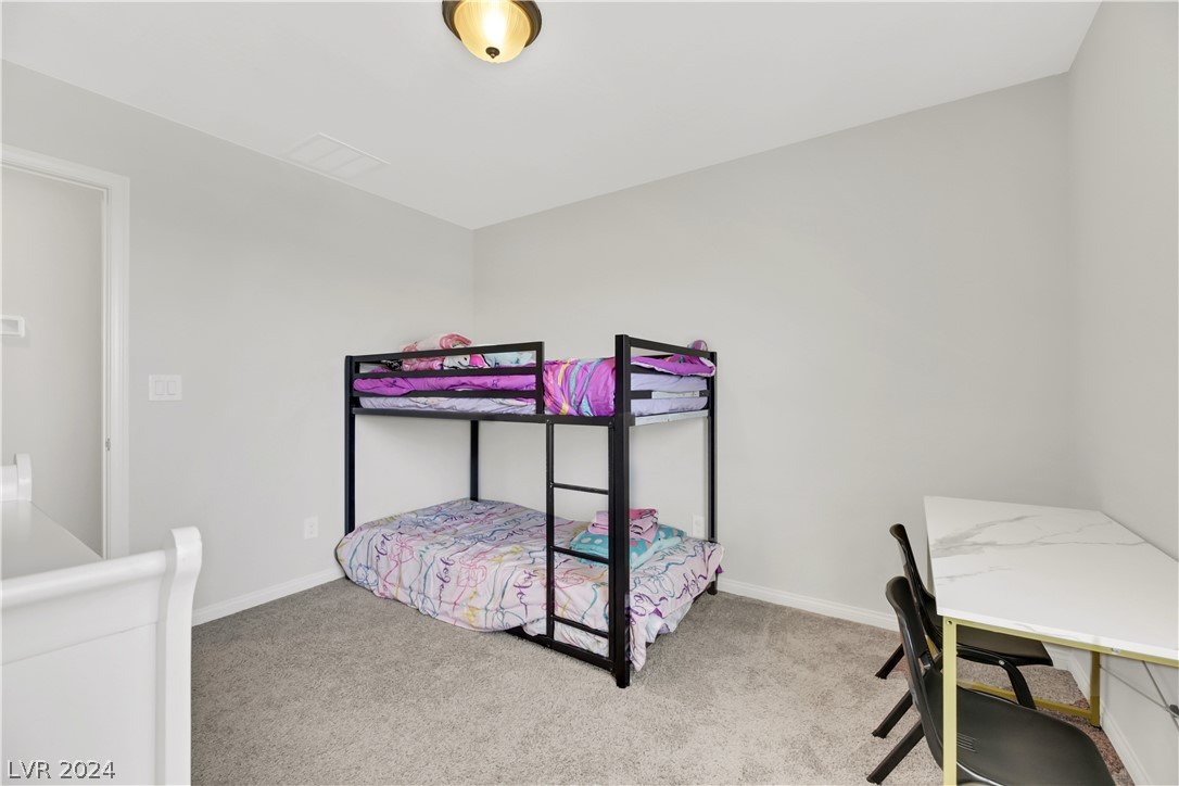 4336 Creekside Cavern Avenue