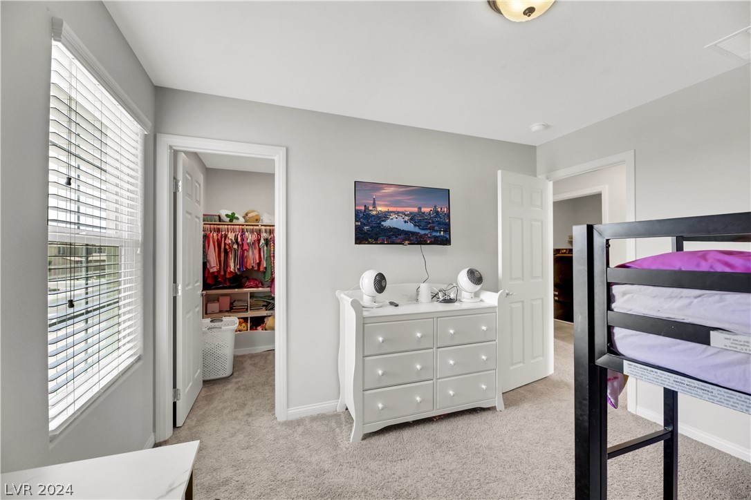 4336 Creekside Cavern Avenue