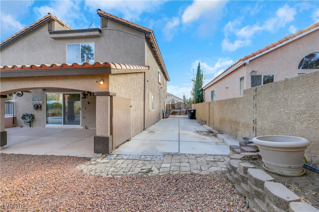 8220 Fawn Heather Court