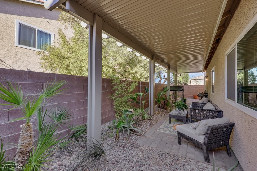 10364 Bent Willow Avenue