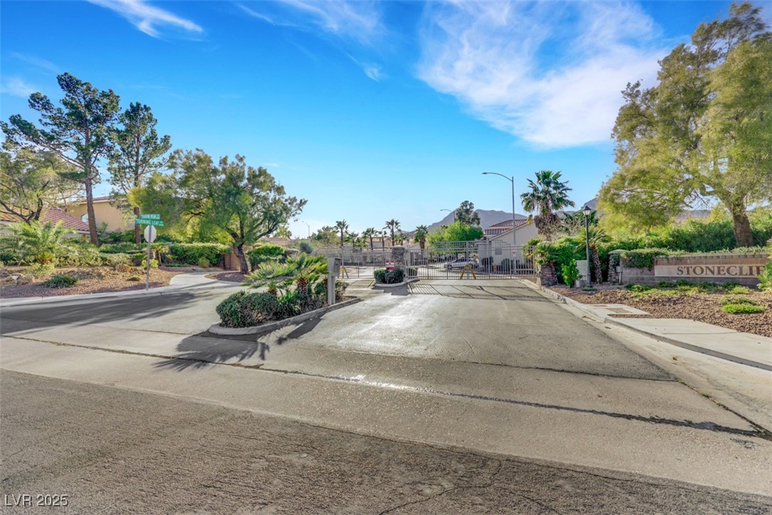 10364 Bent Willow Avenue