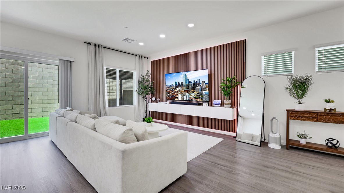 10007 Cameron Street