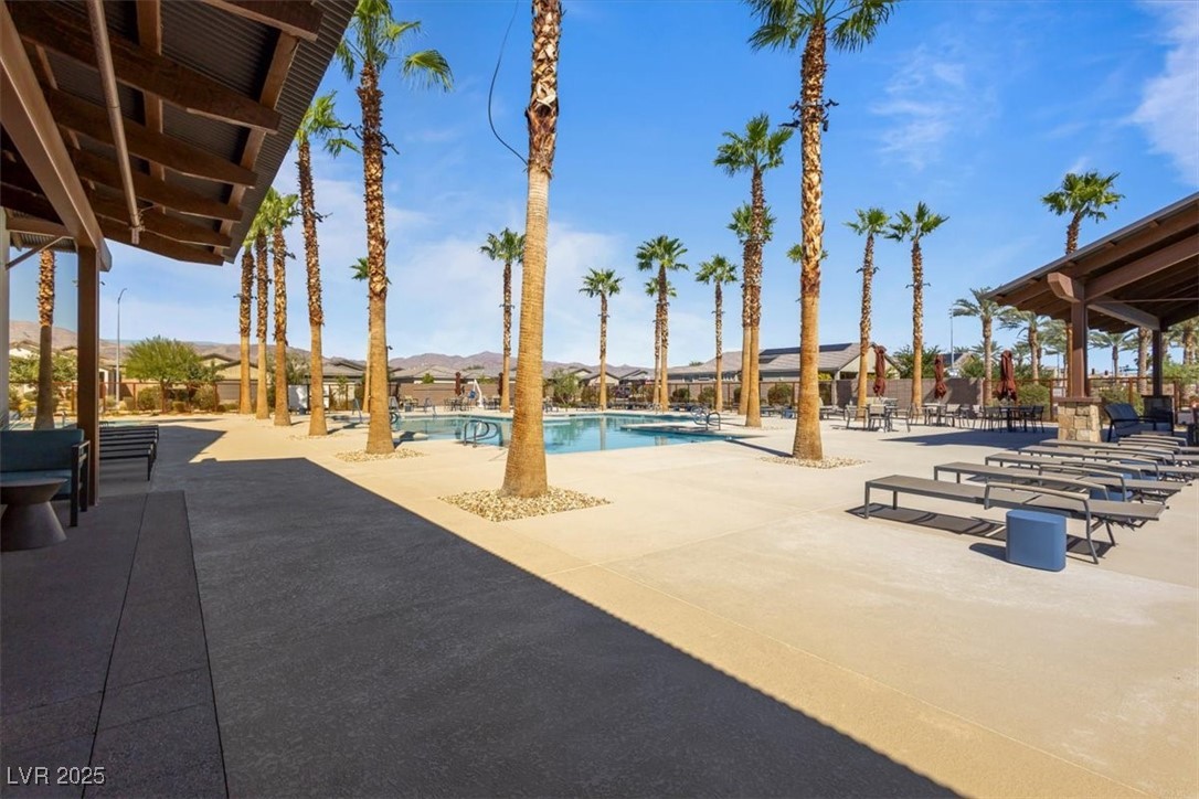 2261 Cold Canyon Avenue