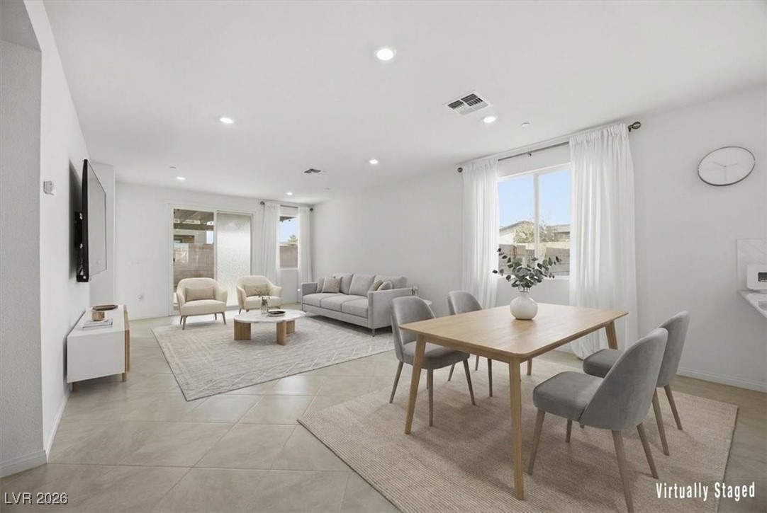 10215 Abseil Street