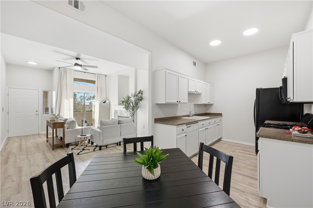 3544 Desert Cliff Street 102