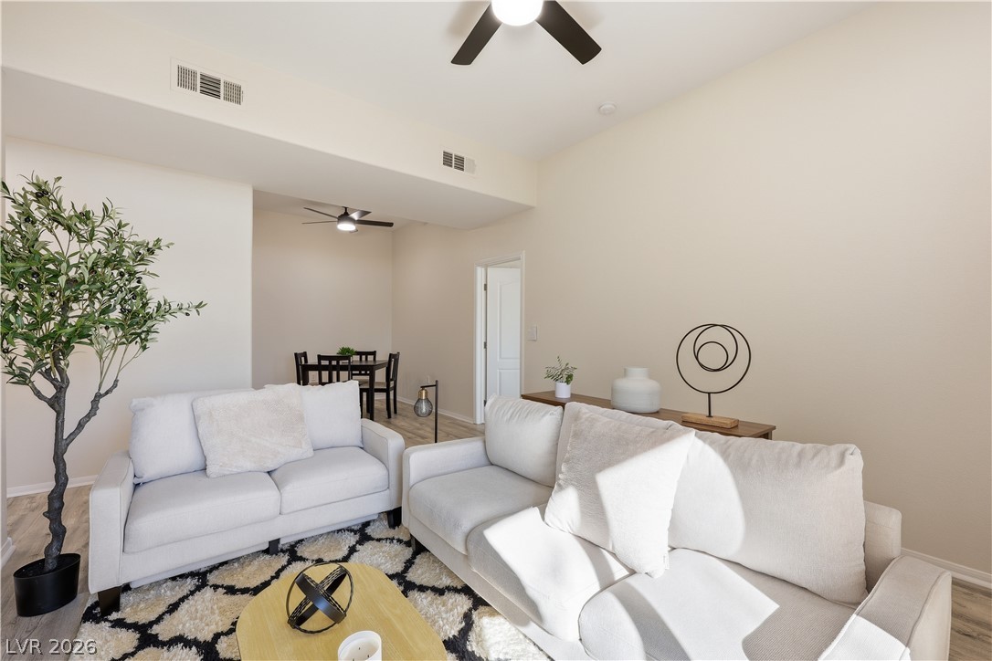 3544 Desert Cliff Street 102