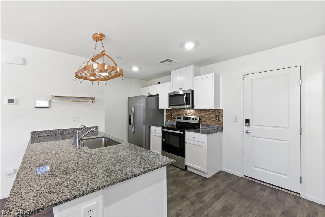 1125 Meadow Sparrow Place