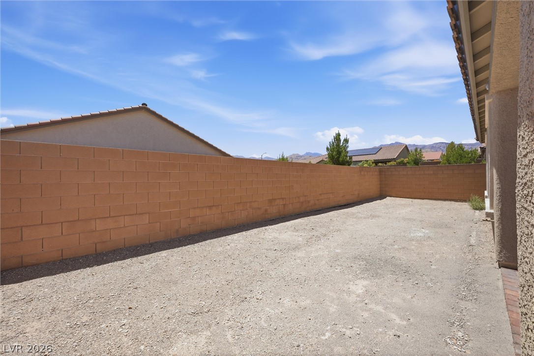 10899 Delparke Valley Avenue