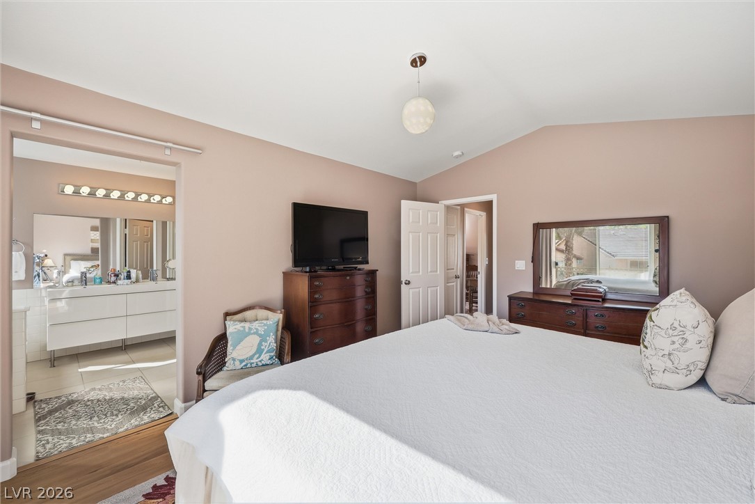 1701 Drifters Peak Street