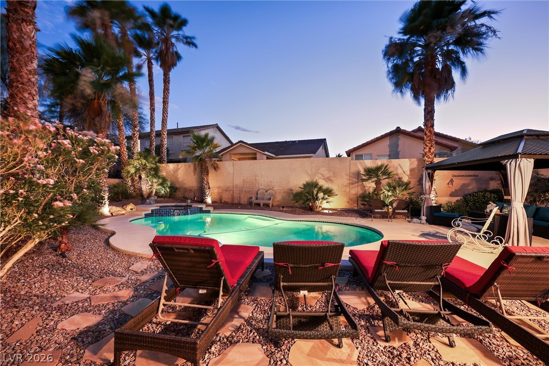 1701 Drifters Peak Street