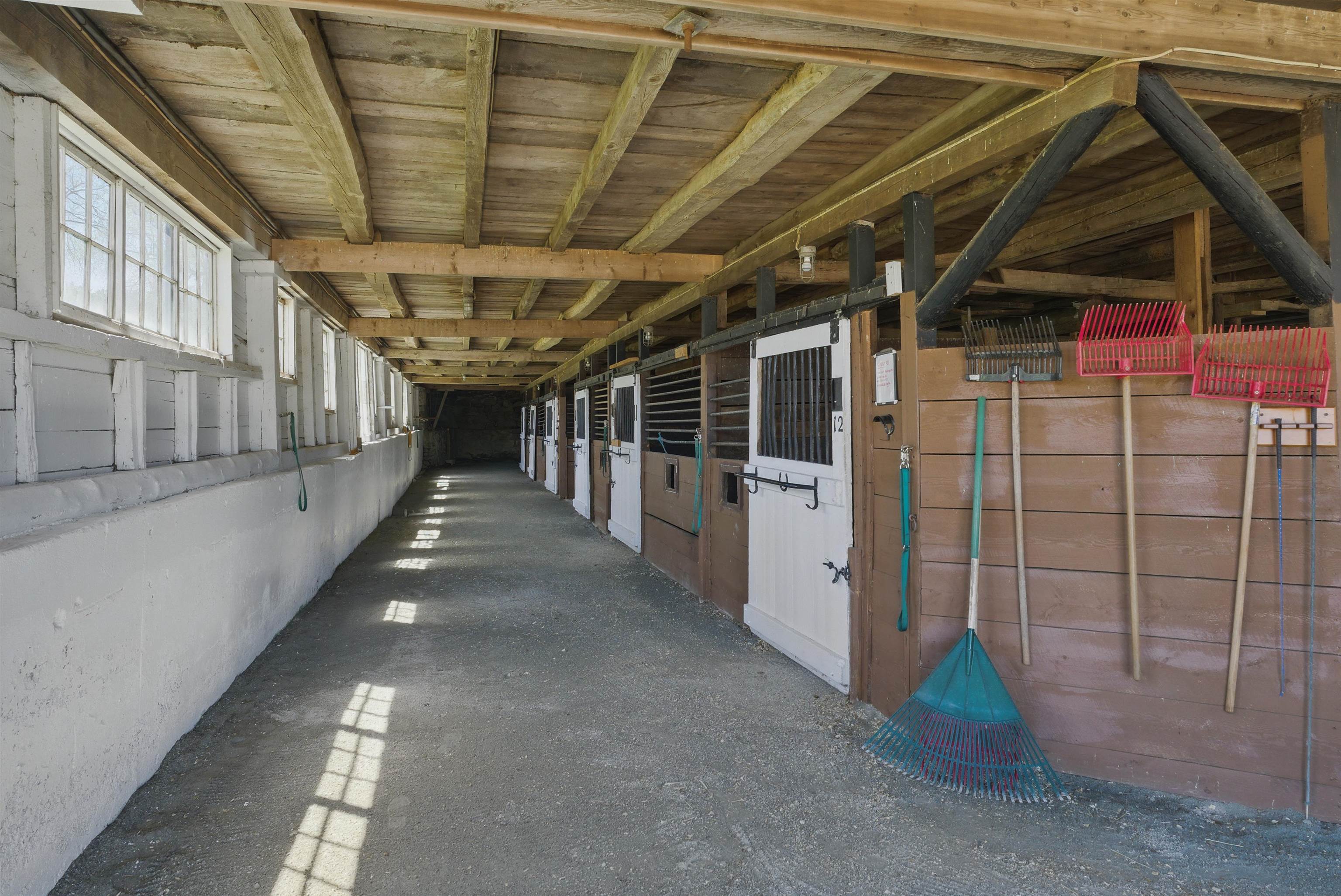 11 Pony Farm Lane Lane