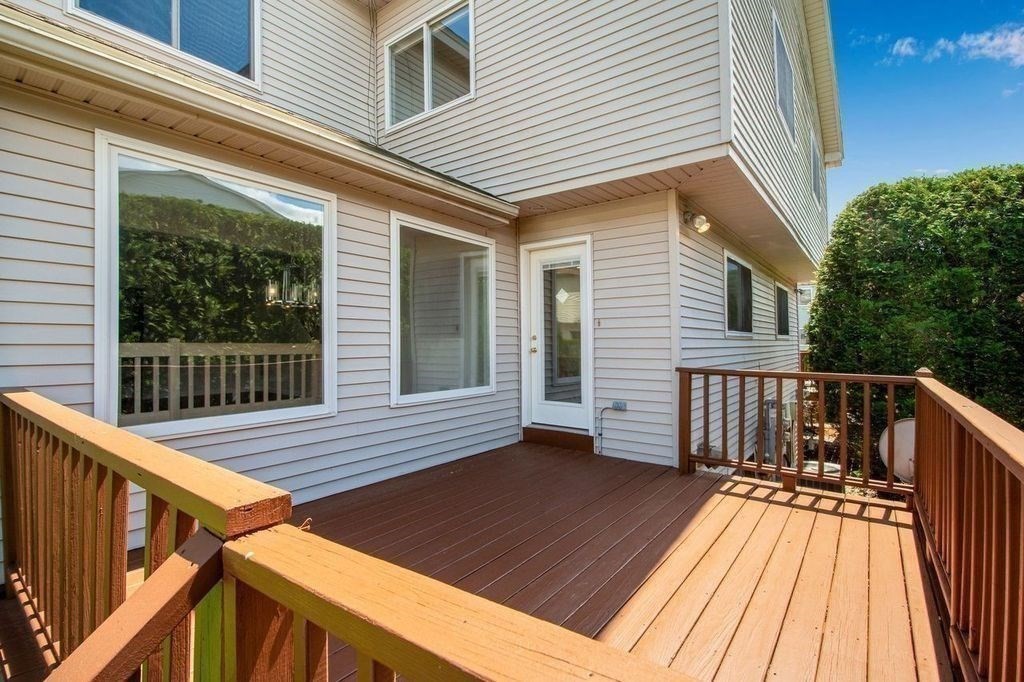 261 Captain Eames Cir # 261