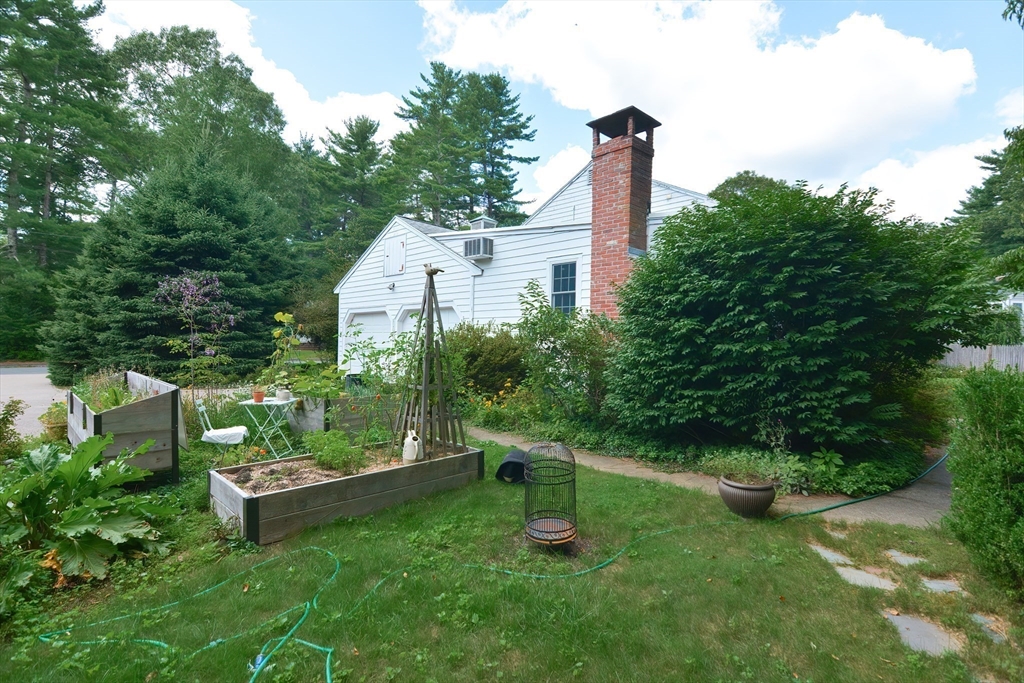 16 Lantern Lane