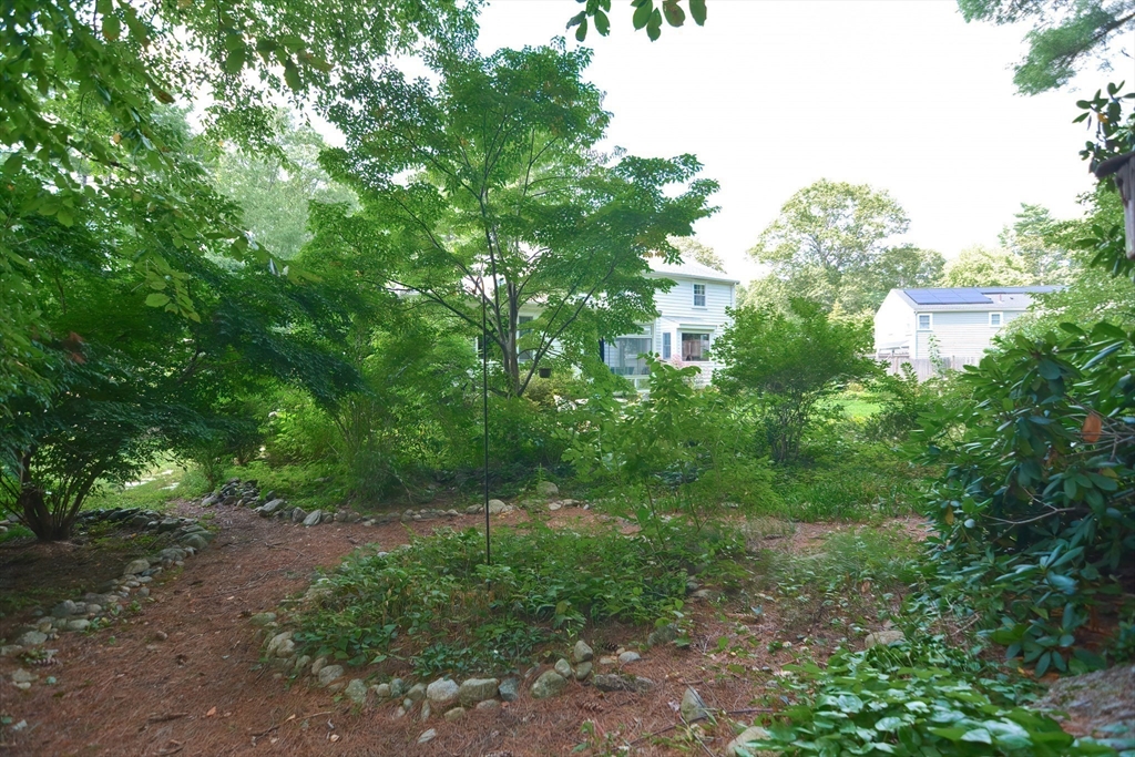 16 Lantern Lane