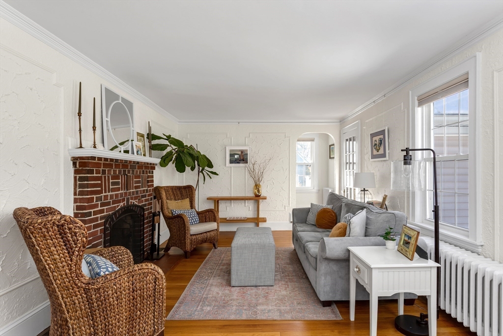 80 Pond St