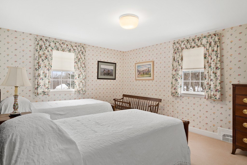 18 Greystone Rd