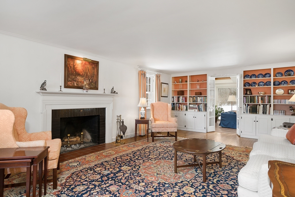 18 Greystone Rd