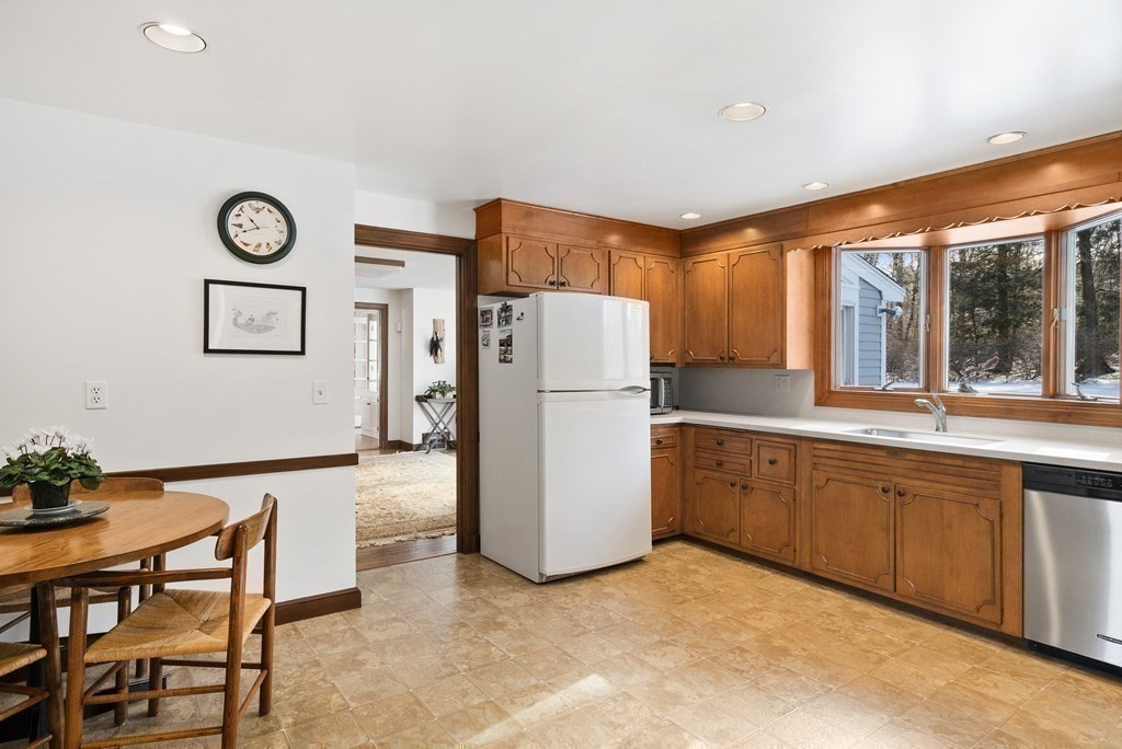 18 Greystone Rd