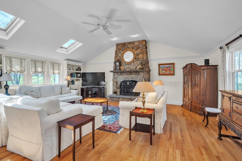 40 Pleasant St