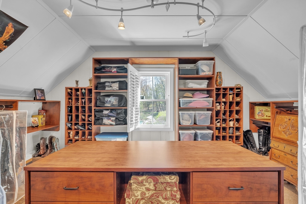 40 Pleasant St