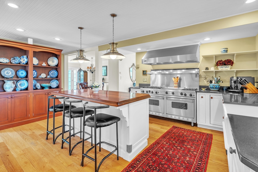 40 Pleasant St