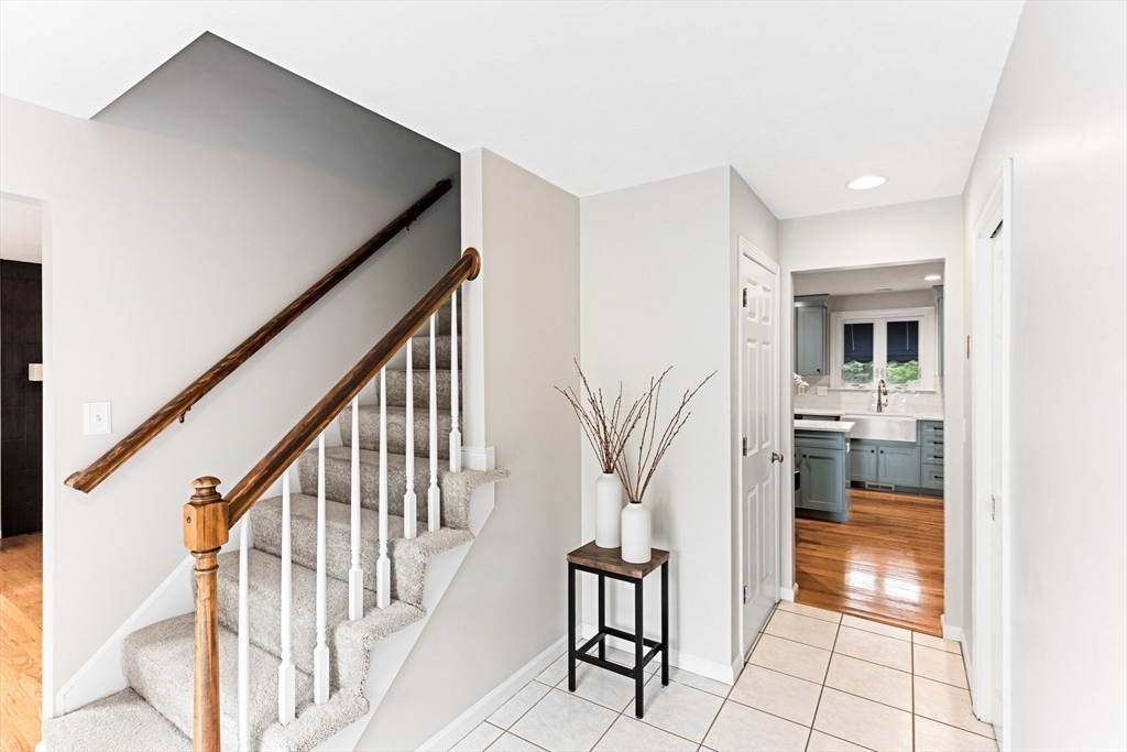 15 Pilgrim Rd