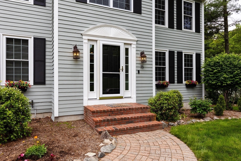 15 Pilgrim Rd