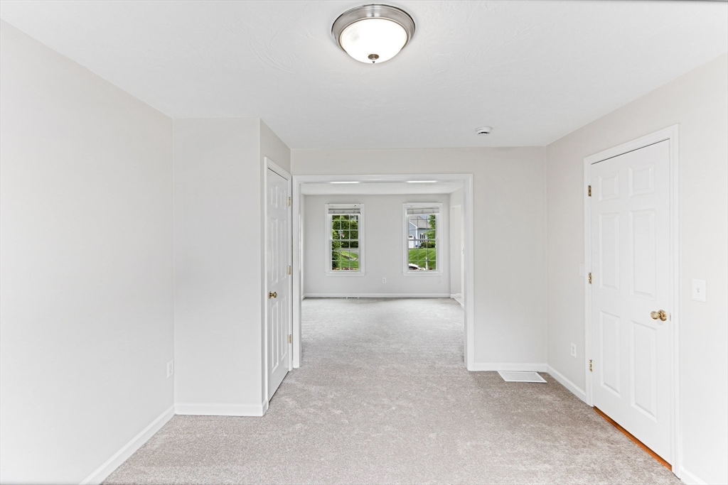 15 Pilgrim Rd