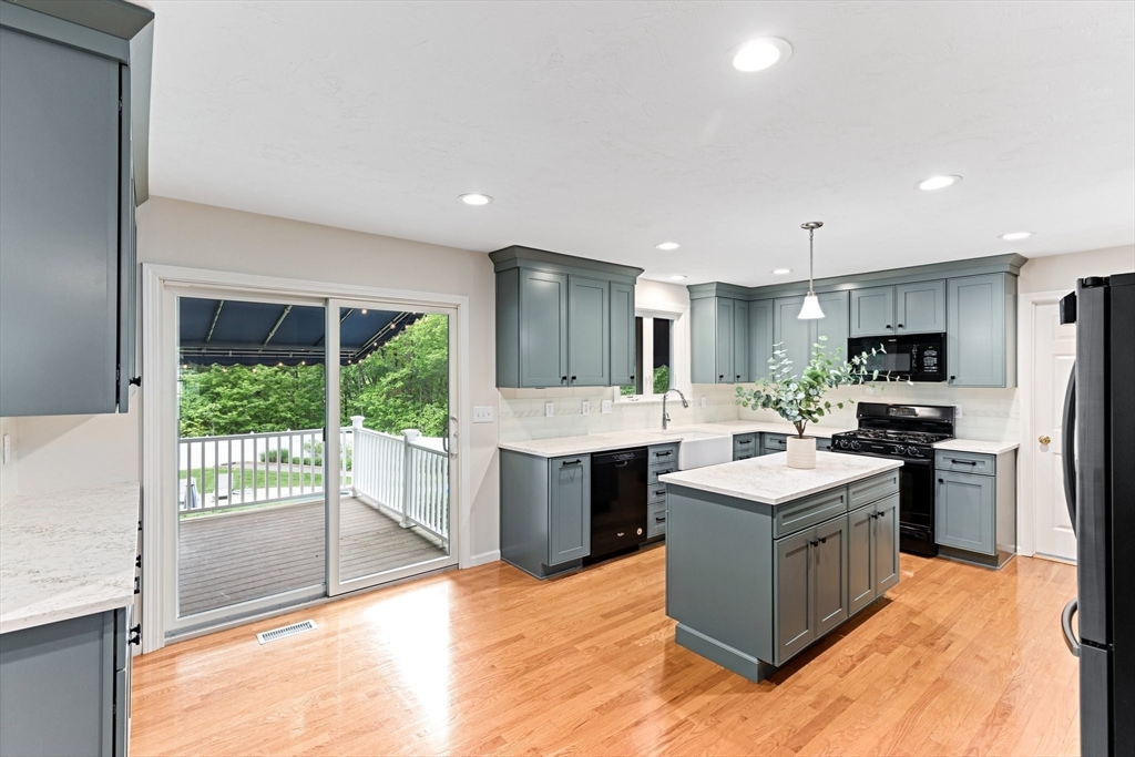 15 Pilgrim Rd