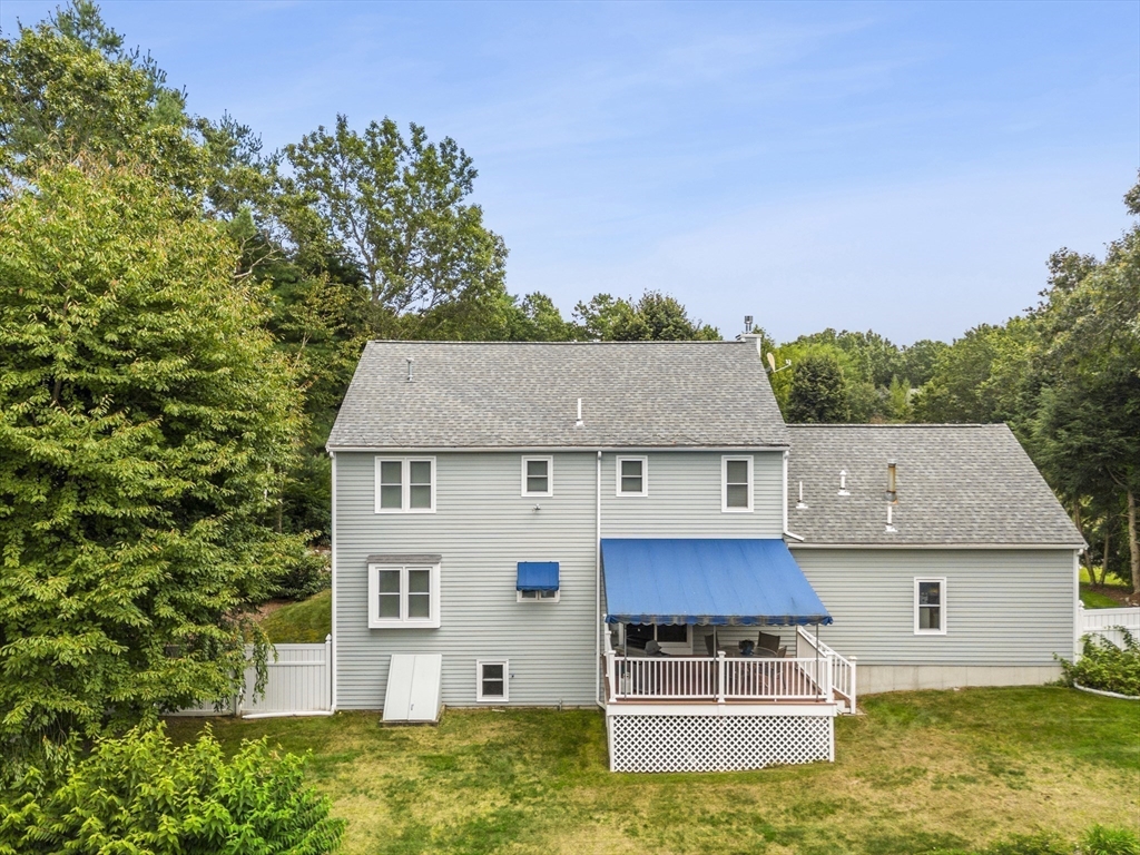 15 Pilgrim Rd