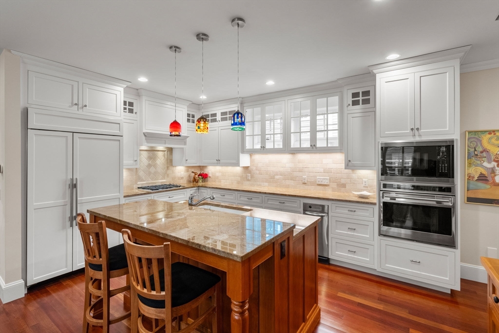 10 Maple Street # 10