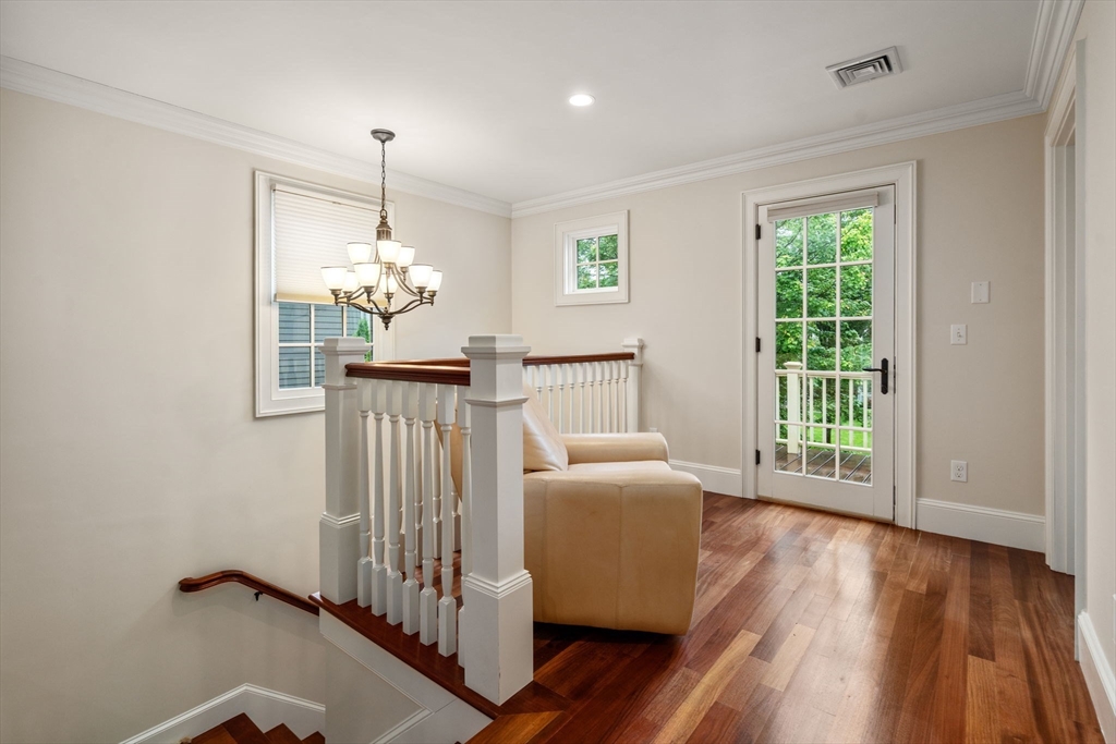 10 Maple Street # 10
