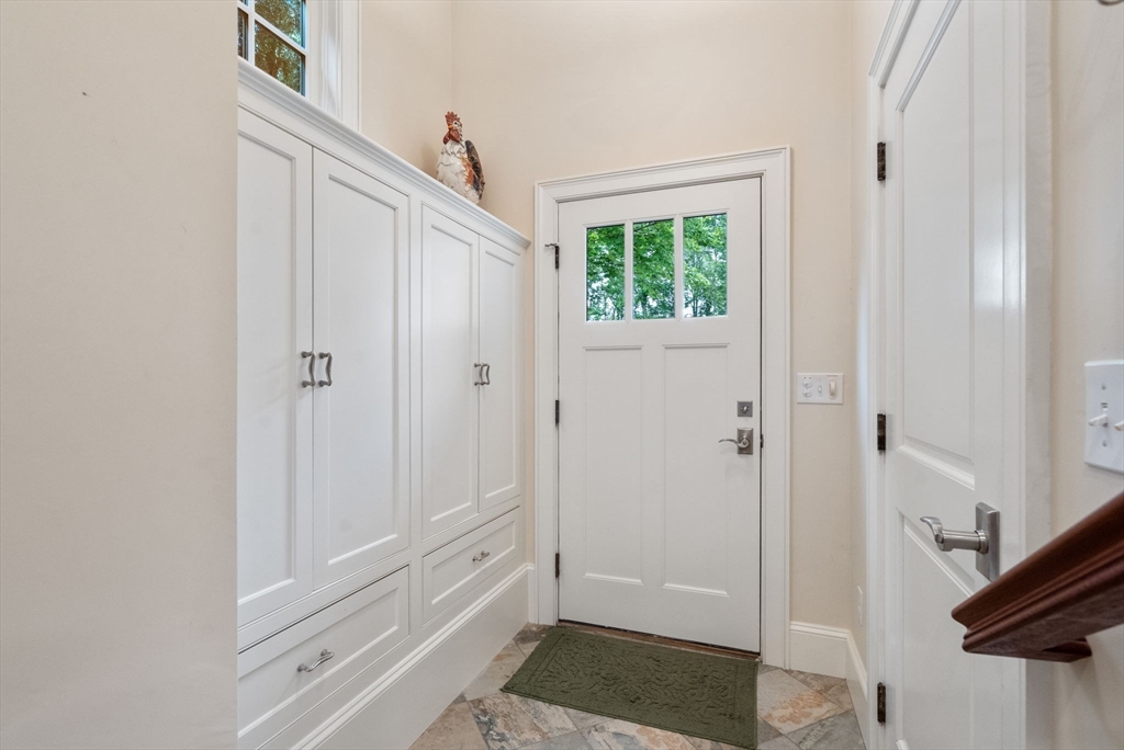10 Maple Street # 10