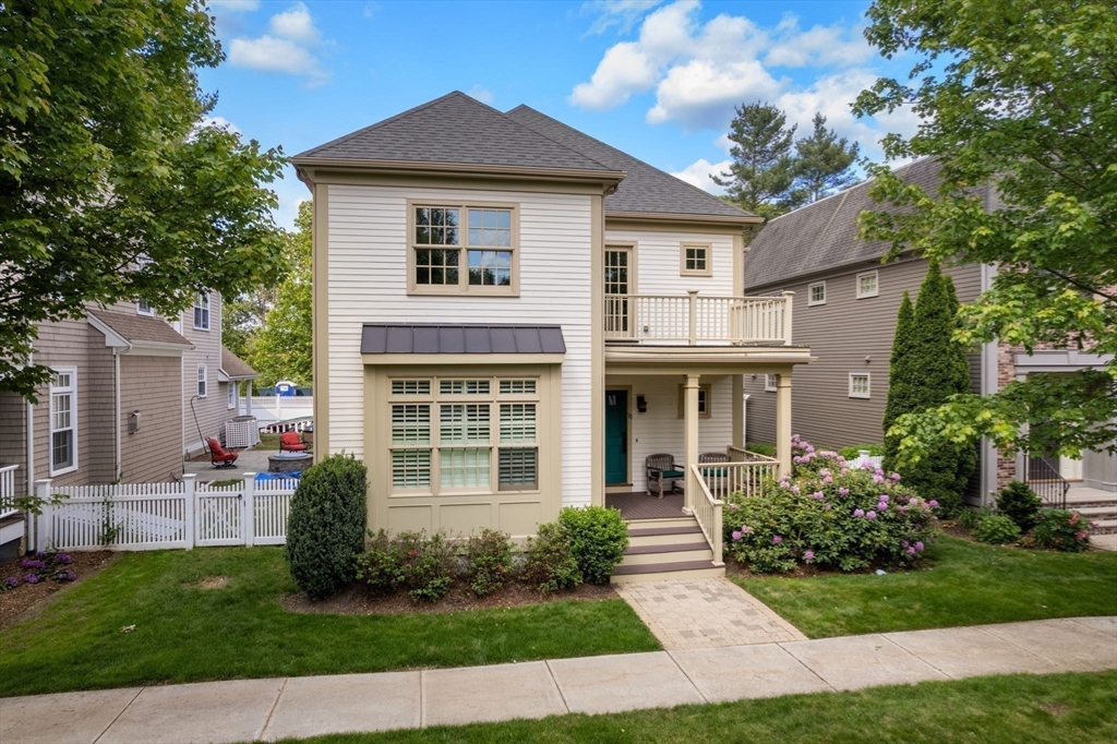 10 Maple Street # 10