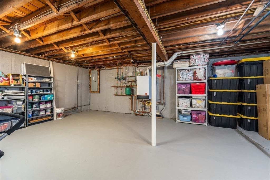 33 Sumner St