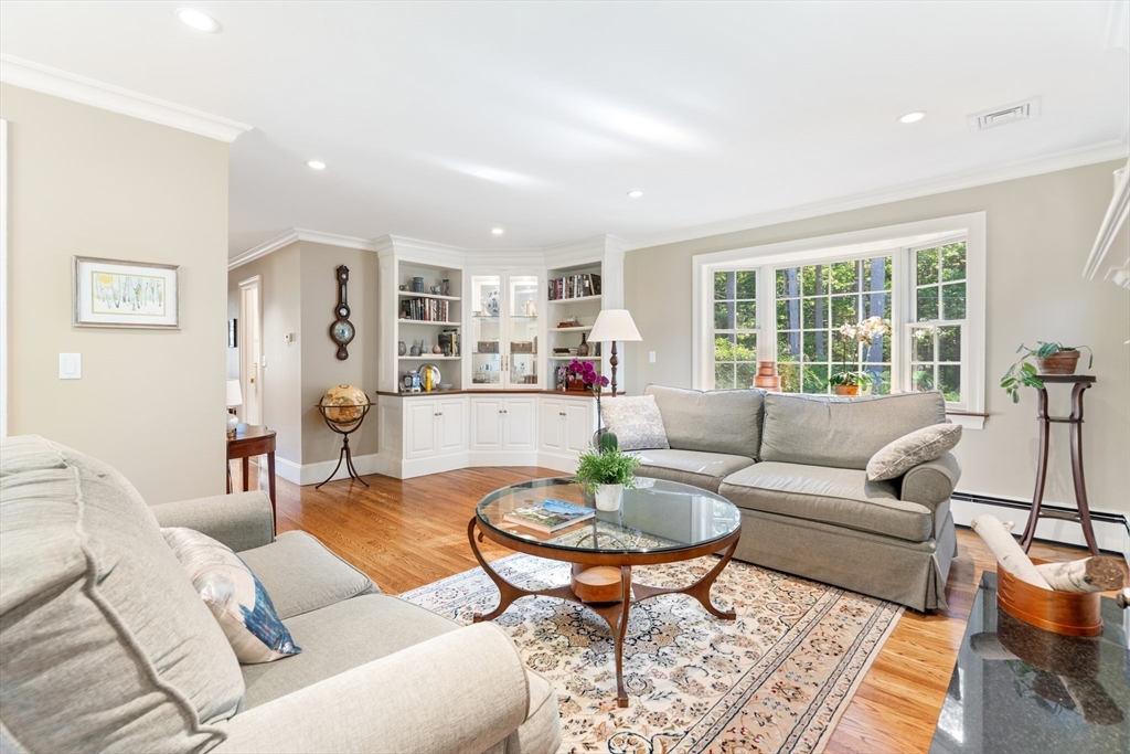 2 Woodridge Rd