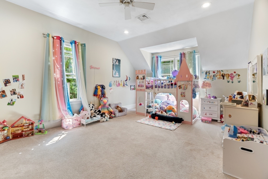 26 Woodridge Rd